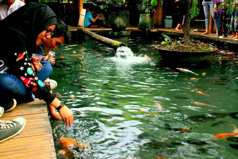 Info Baru Warung Bambu Batu