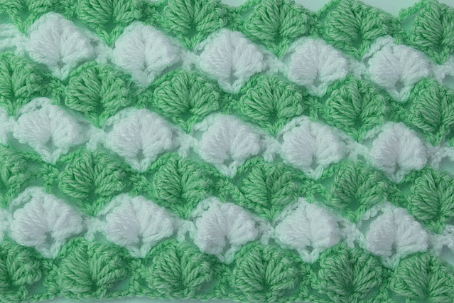4 Crochet Imagen Sencilla puntada a relieve para mantas y cobijas a crochet y ganchillo por Majovel Crochet facil sencillo bareta paso a paso DIY