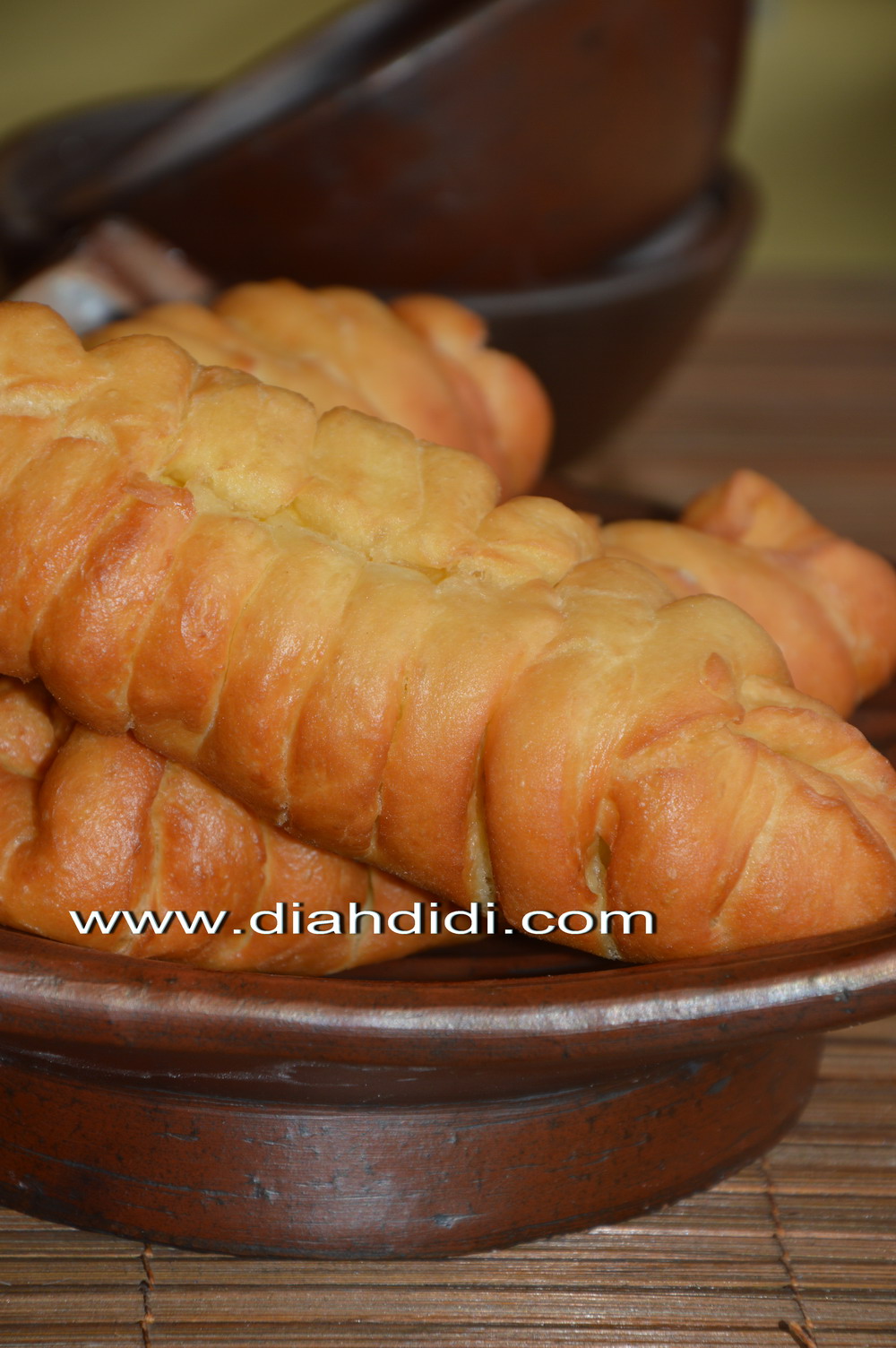 Diah Didi's Kitchen: Roti Kepang Goreng Isi PisangYummy 