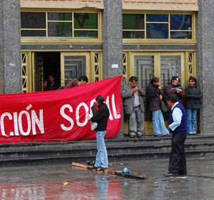 Falta de oportunidades: Los jóvenes profesionales no encuentran trabajo