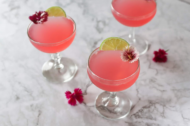 Cosmopolitan cocktail