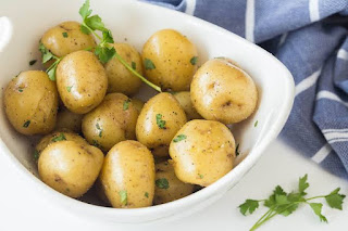 Boiled potatos