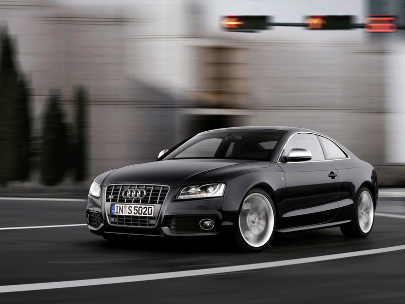 A man and his car (the Audi S5