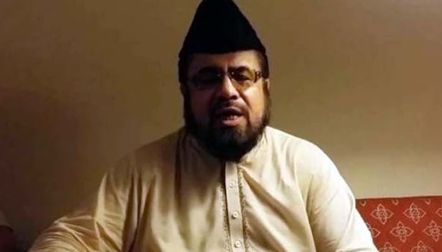 TikToker Hareem Shah slaps Mufti Qavi, video goes viral حریم شاہ سے تھپڑ کھانے کے بعد مفتی قوی کا ردعمل سامنے آگیا