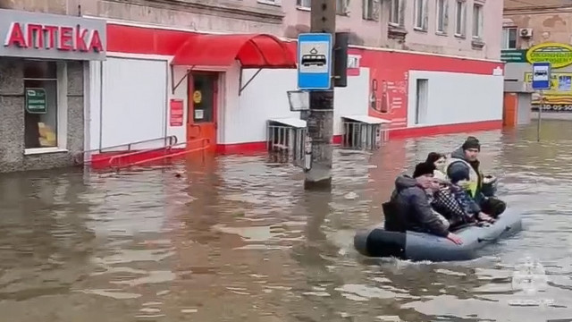 Rússia declara estado de emergência em mais regiões devido a inundações