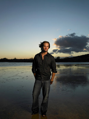 josh holloway, hunk,  long hair, handsome, celebrity, blonde,  shirt, beach