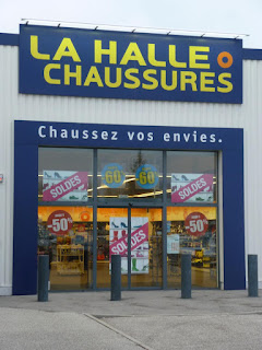   halles aux vetements, robe naf naf la halle, gémo chaussures, la halle soldes, la halle vetement femme, la halle paris, magasin la halle, vetement mode, vetement femme fashion