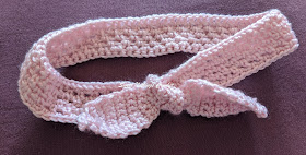Sweet Nothings Crochet free crochet pattern blog, free crochet pattern for a headband, Photo of the Easy Knotted headband,