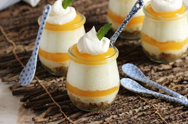 Lemon Curd and Vanilla Cheesecake Parfaits #dessert #summer