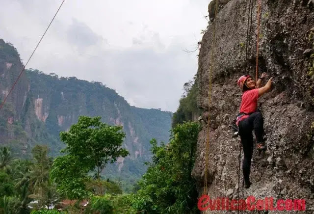 Wisata Alam Ekstrim Di Indonesia