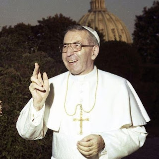 João Paulo I, conhecido também como "Papa Sorriso".