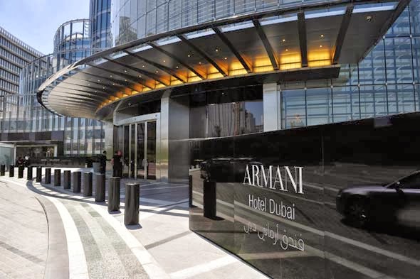 Wejście do hotelu ARMANI DUBAI