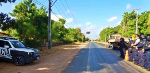  TRAFICANTE É PRESO TRANSPORTANDO MACONHA EM TRANSPORTE DE PASSAGEIROS DE CAMOCIM-CE