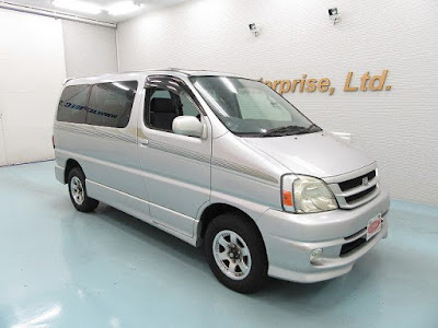 19604A7N8 2001 Toyota Touring Hiace 4WD