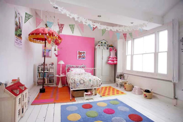 Wicker & Stitch: Quirky Decorating: Little Girls Bedroom