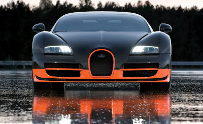 2011 Bugatti Veyron 16.4 Super Sport Front View