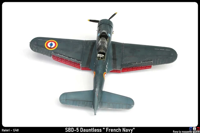 Maquette du SBD-5 Daultless d'Italeri au 1/48.