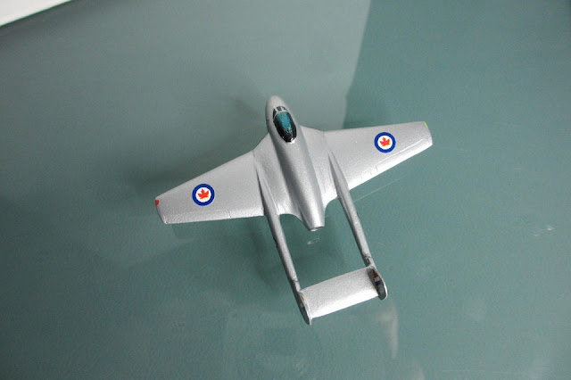 1/144 De Havilland Vampire diecast metal aircraft miniature