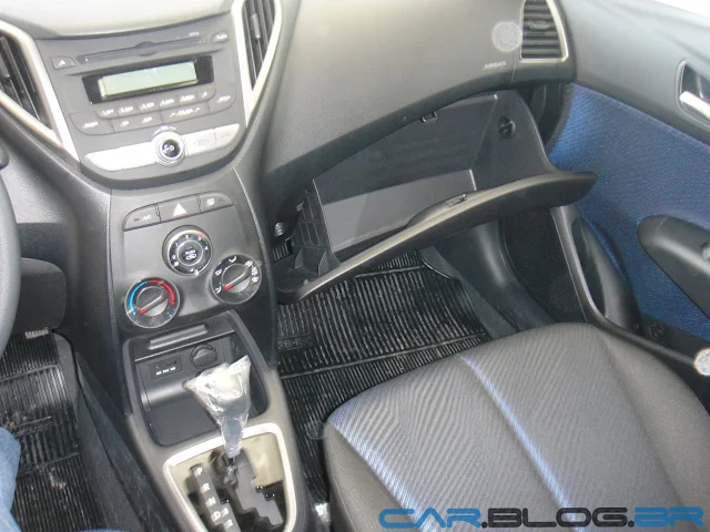 carro HB20 Hyundai Automático - interior