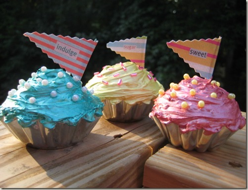 Vintage%20cupcakes%20025