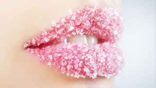 tips mengatasi bibir kering saat puasa