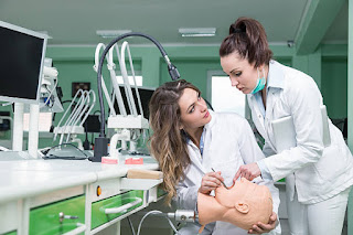 Dental courses in India