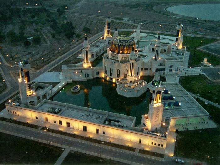 170098146 Masjid Saddam di Iraq 