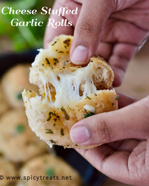 Cheesy Garlic Rolls Recipe