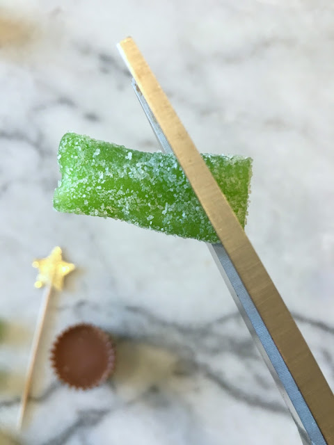 easy candy Christmas tree diy | www.jacolynmurphy.com