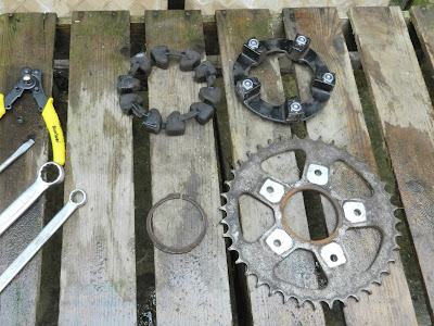 Aprilia RS 125 cush drive removal sprocket assembly strip down