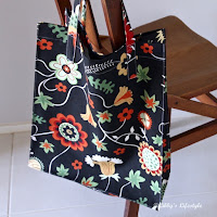 http://www.libbyslifestyle.com/2016/08/tote-bag-tutorial-made-in-less-than-45.html