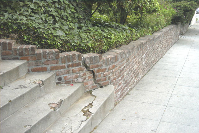 Brick Retaining Wall3