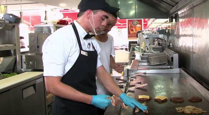 SE BUSCA PERSONAL DE COCINA PARA HAMBURGUESERÍA