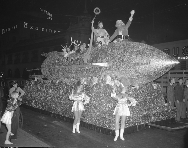 21 November 1940 worldwartwo.filminspector.com Los Angeles Thanksgiving Day Parade