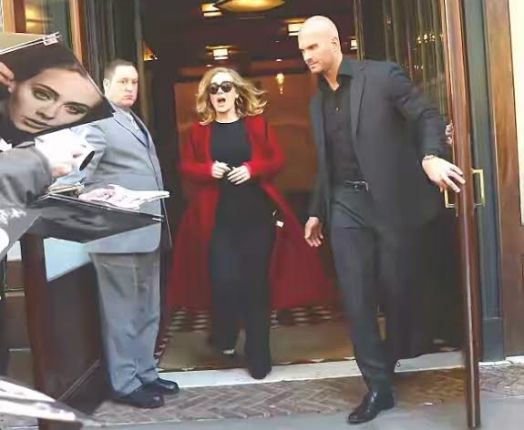 Check out Adele's hot new bodyguard