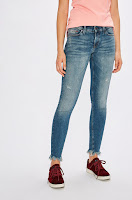 blugi-si-pantaloni-dama-tommy-jeans-7