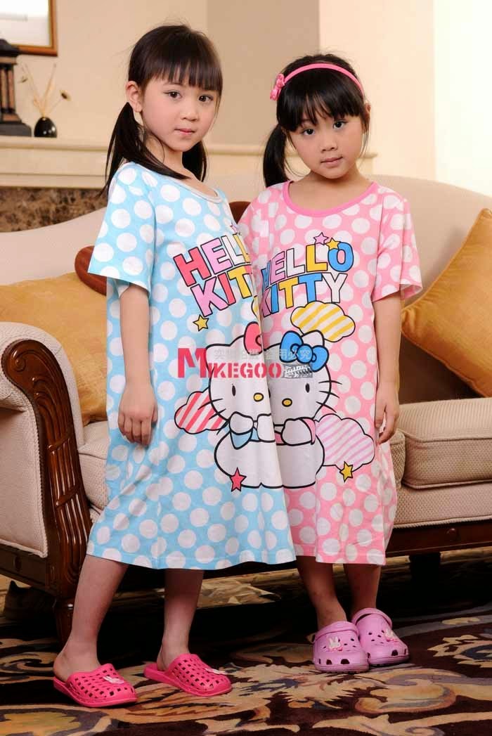 KUMPULAN FOTO CEWEK HELLO KITTY LUCU Baju Hello Kitty Girl 