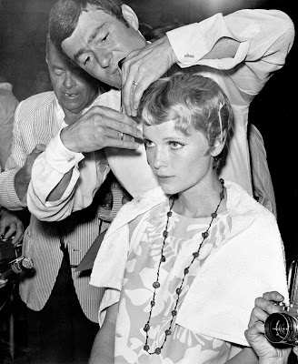 Rosemarys Baby Farrow Haircut 1crop Vidal Sassoon: the Movie Premiere