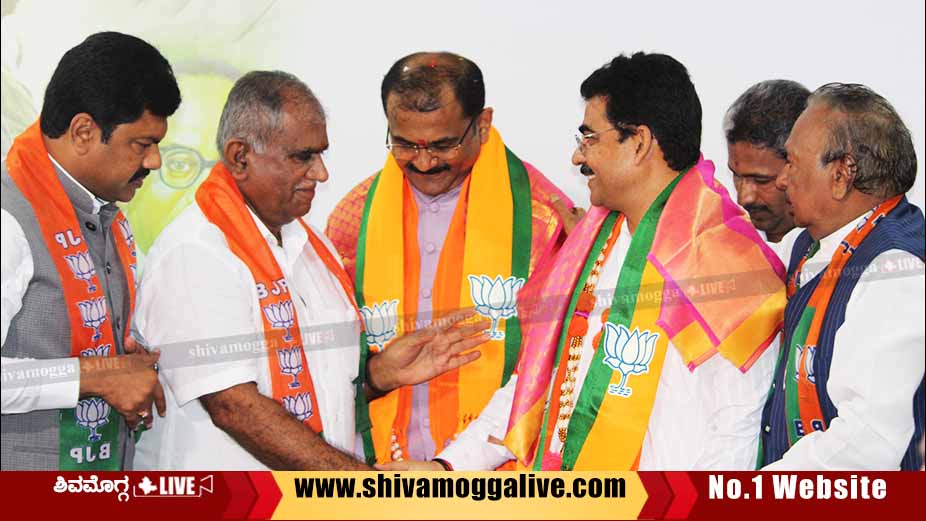 Shimoga Dr Dhananjaya Sarji, KS Prashanth joins BJP