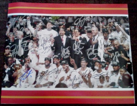 Miami Heat 2012/2013 Team Signed 16x20 Photo