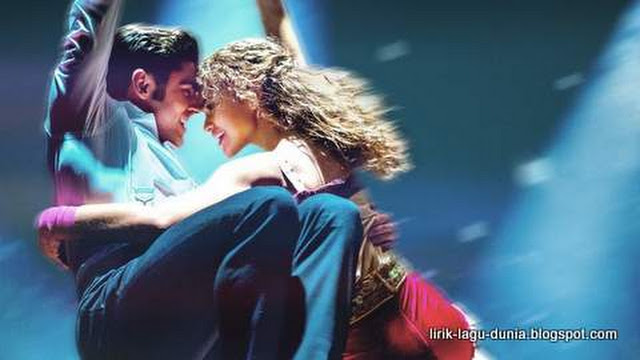 Lirik Lagu Rewrite the Stars - Zac Efron dan Terjemahnya