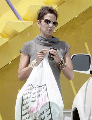 Halle Berry Short Haircut Photos