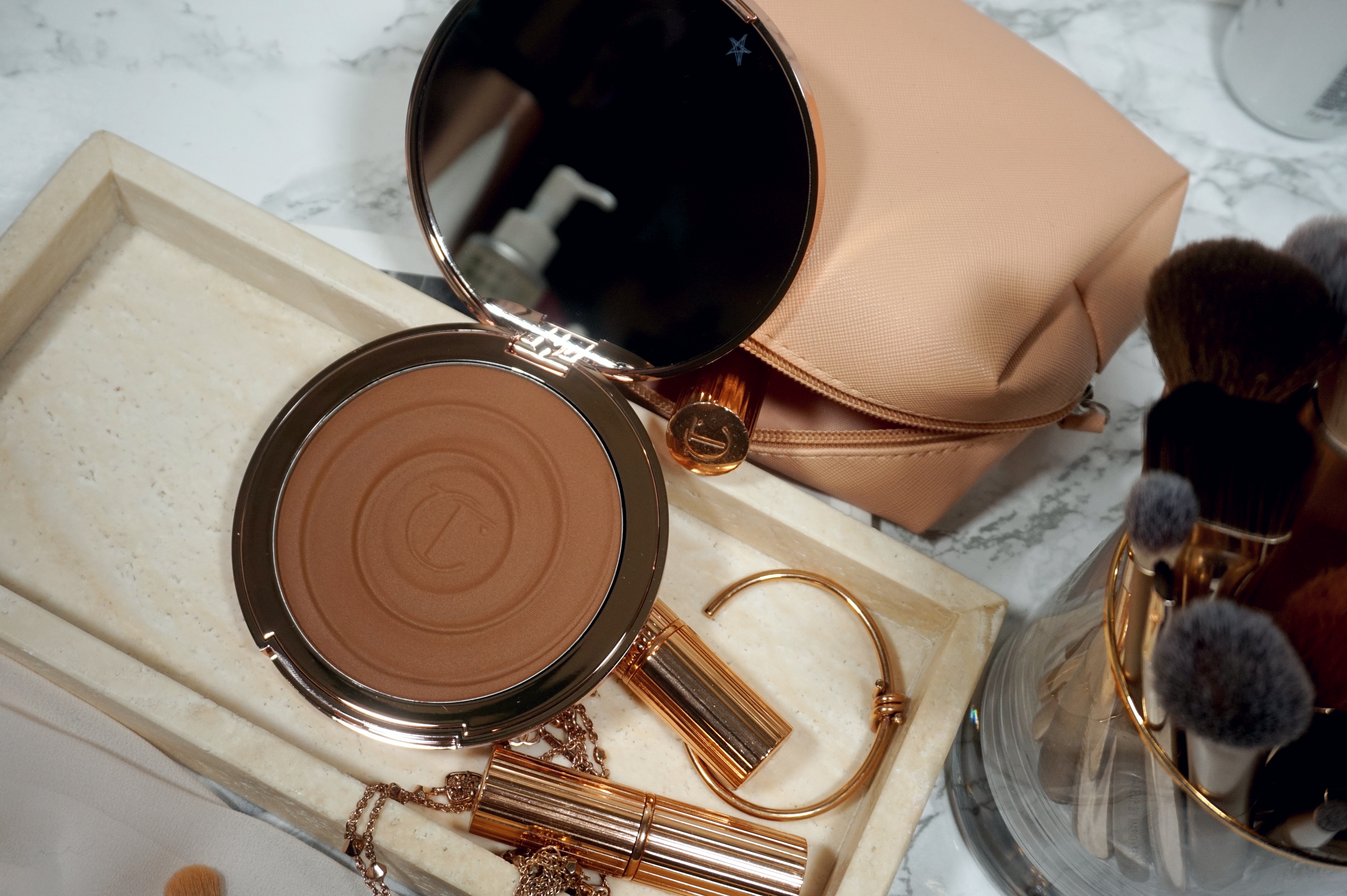 Charlotte Tilbury Beautiful Skin Sun-Kissed Glow Bronzer Review and Swatches
