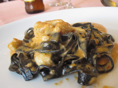 Ristorante Da Valentino, squid ink fettuccine crab