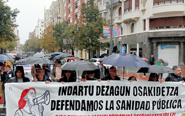 Manifestación en defensa de la salud pública