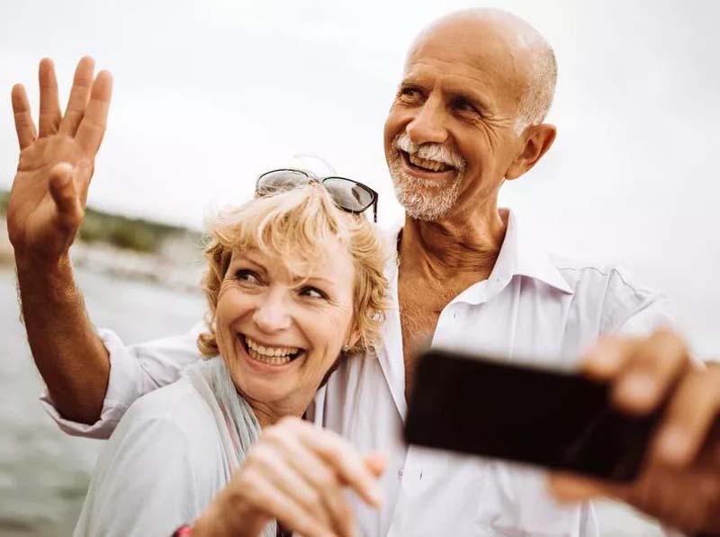 Older Generations Prove Dating Gets Better With Age