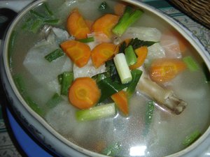  sup atau soup hampir sama saja cara membuat nya yang membedakan rasa tentu adalah bahan u Resep Sop Ceker Ayam Enak Gurih