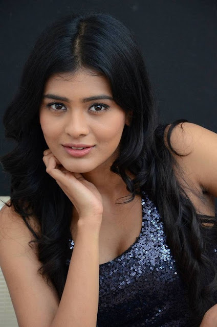 hebah patel hot pics 