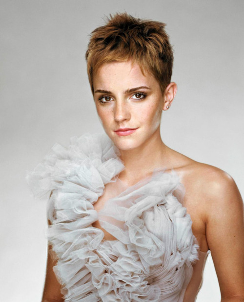 emma watson wallpapers 2010. Emma Watson 2010 Wallpaper.