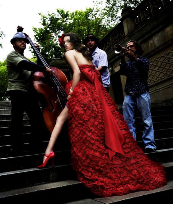 Red Wedding Dresses, Red Wedding Dresses Pictures, Red Wedding Dresses Photos, Red Wedding Dresses Gallery